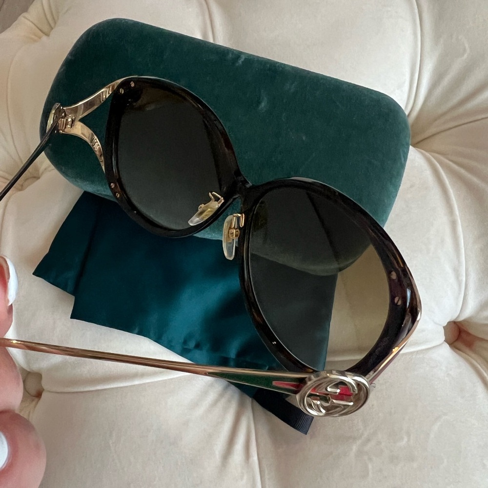 Gucci Brown Sunglasses with Gold Accents - Picture 2 of 3